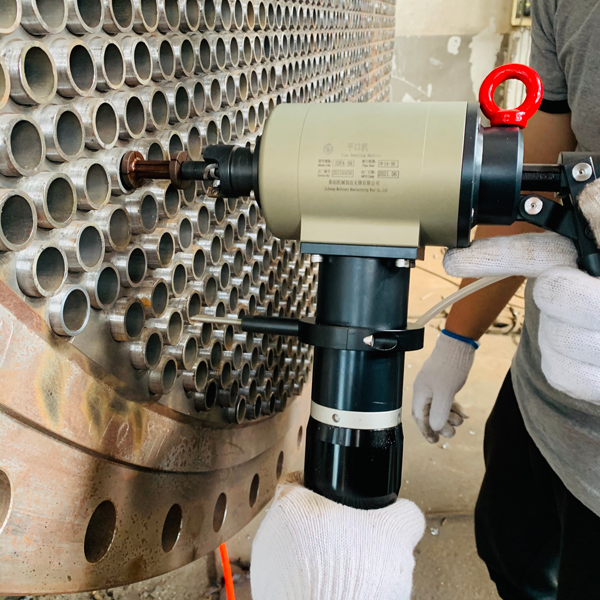 Máquina de revestimiento de tubos de intercambiador de calor