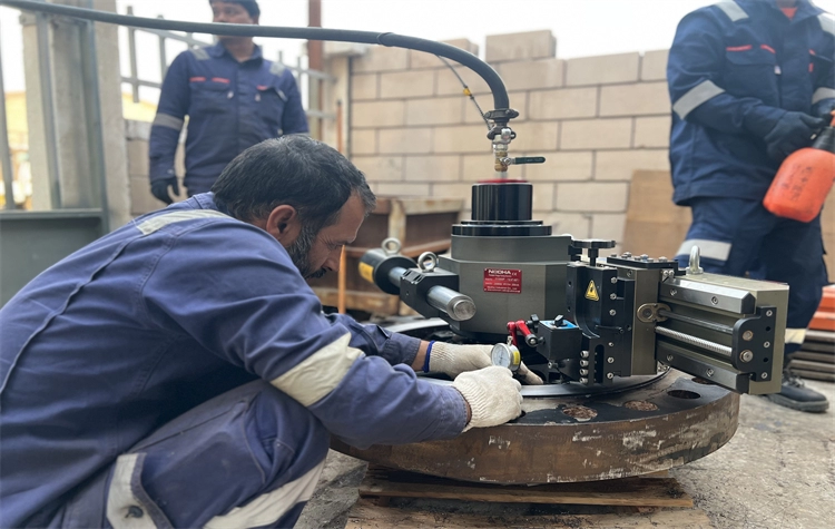 Operación de procesamiento de brida TPS ------ FI1500P Equipo